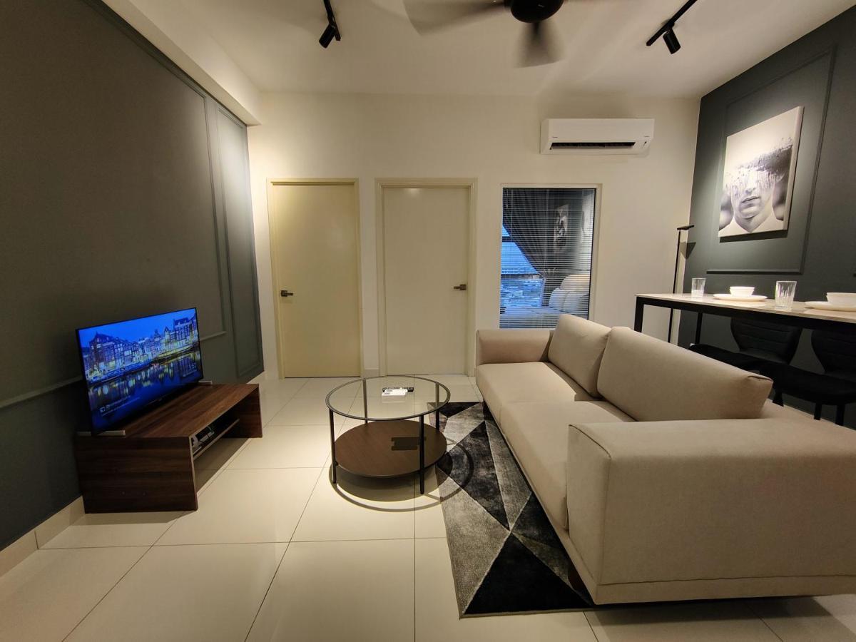 Nj At Arte Mont Kiara Apartment Kuala Lumpur